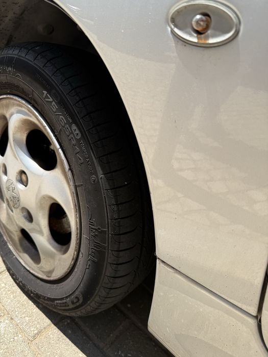 Peugeot 206 sem problemas 150mil km