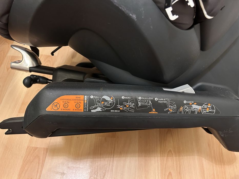 Cadeira auto BeSafe izi Combi isofix