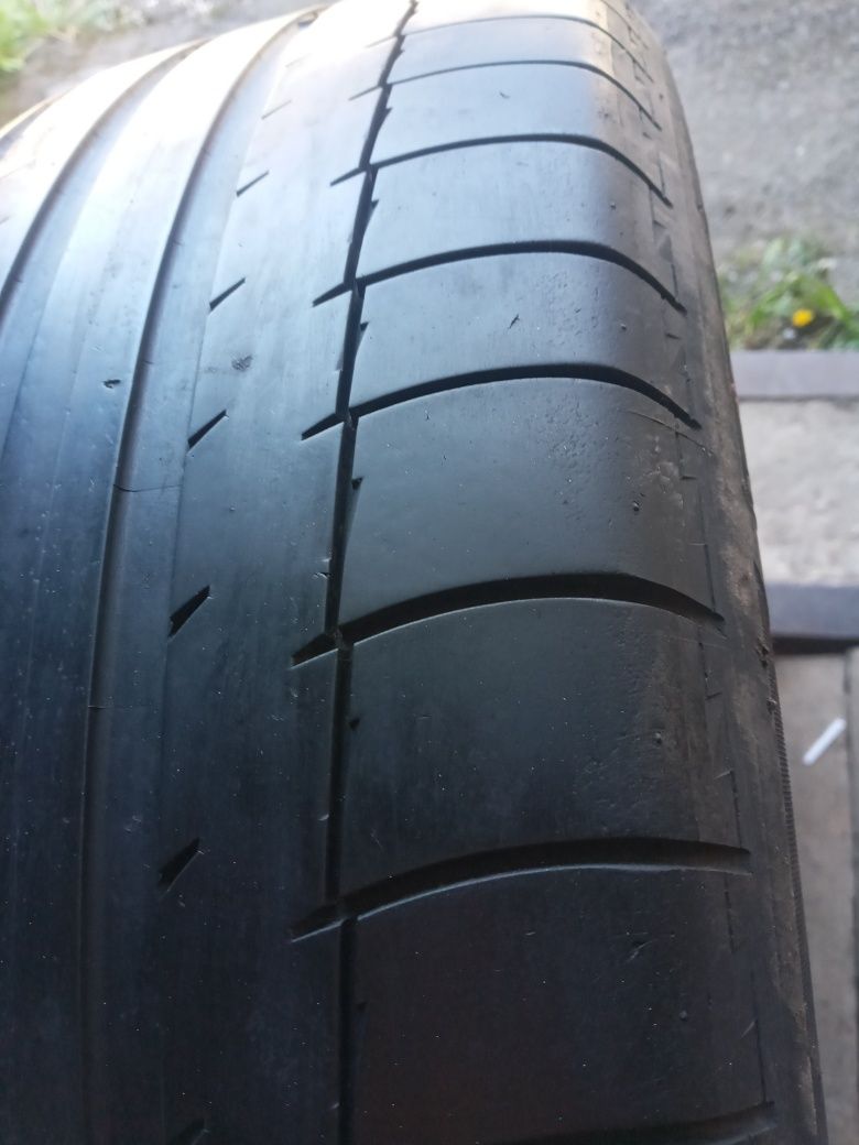 2 літніх шини 235/55 R19 Michelin Latitude sport