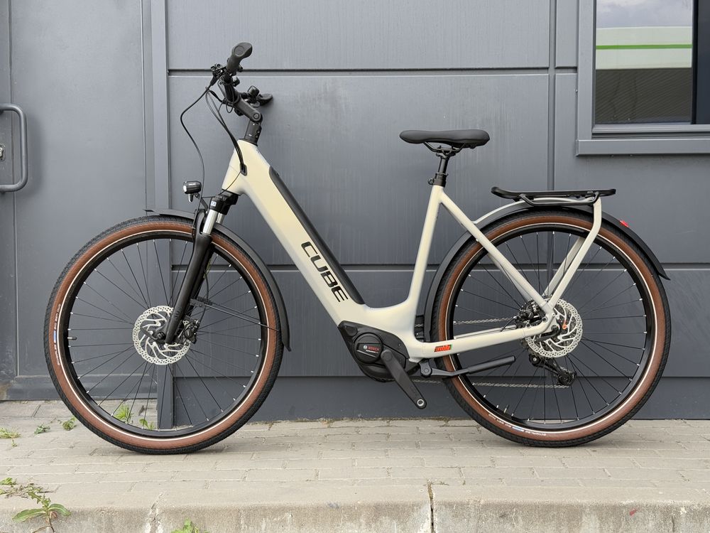 Cube Touring Pro (Kathmandu) 2024 новий