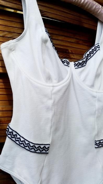 Białe body aztec chanel unikat boho dekolt Magistral L 40 vintage blog