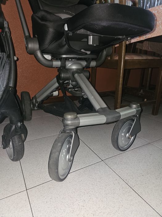 Vendo carrinho de bebé