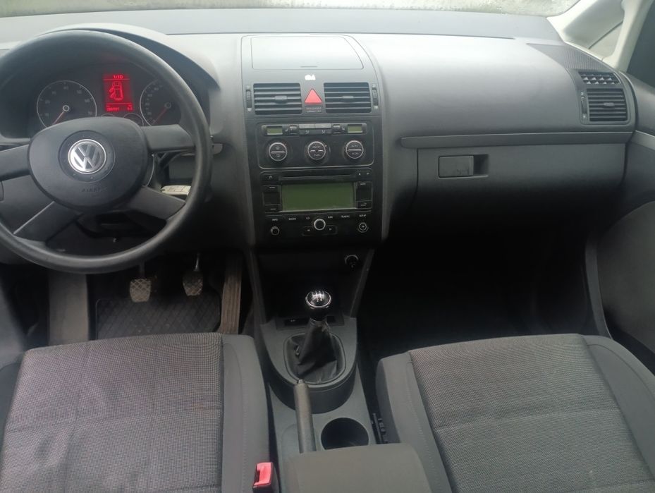 Продам Фольксваген туаран 1.6 mpi