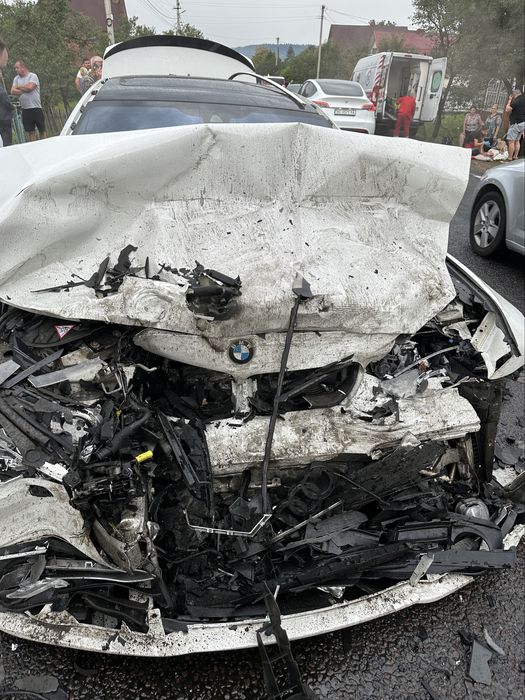 Продам bmw 520d після дтп