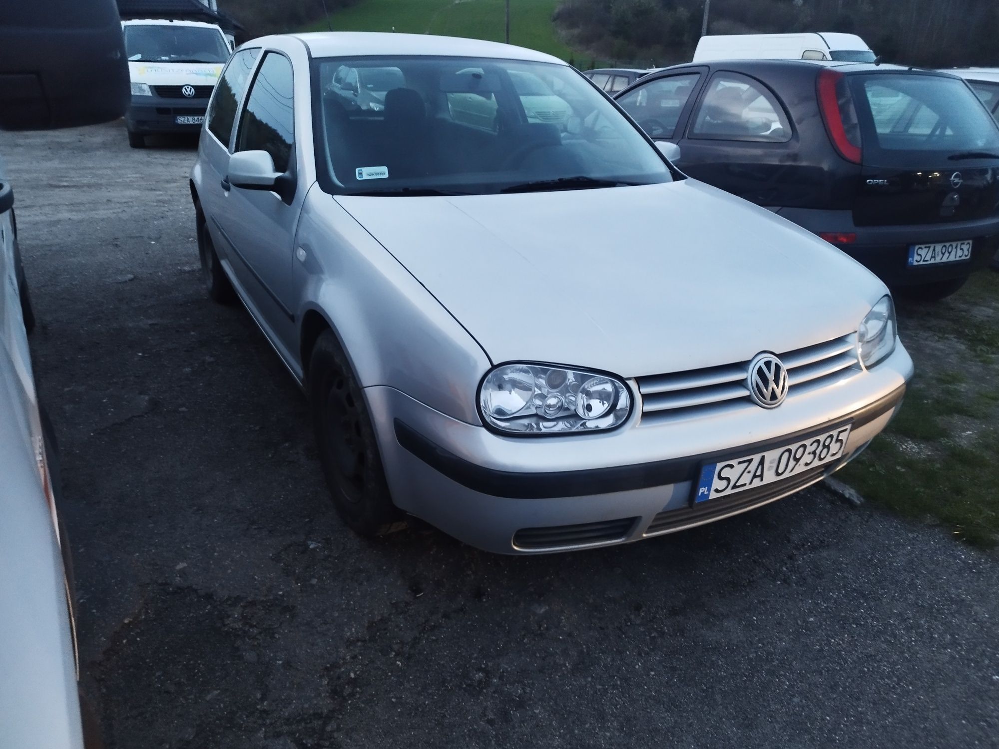 Sprzedam VW Golf 4 1.4 benzyna