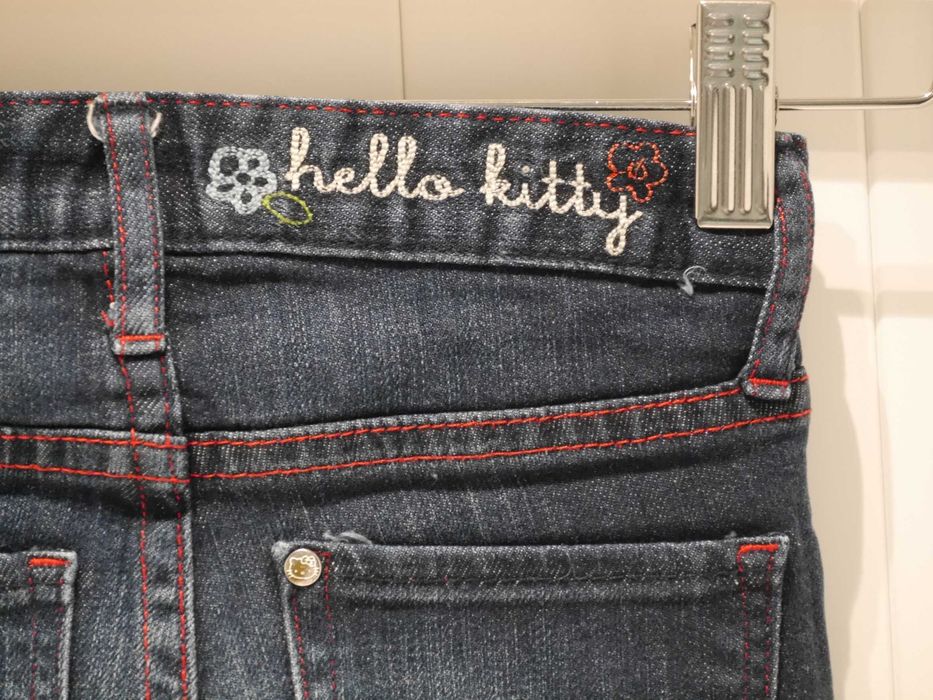 H&M Hello Kitty spodenki 110 116