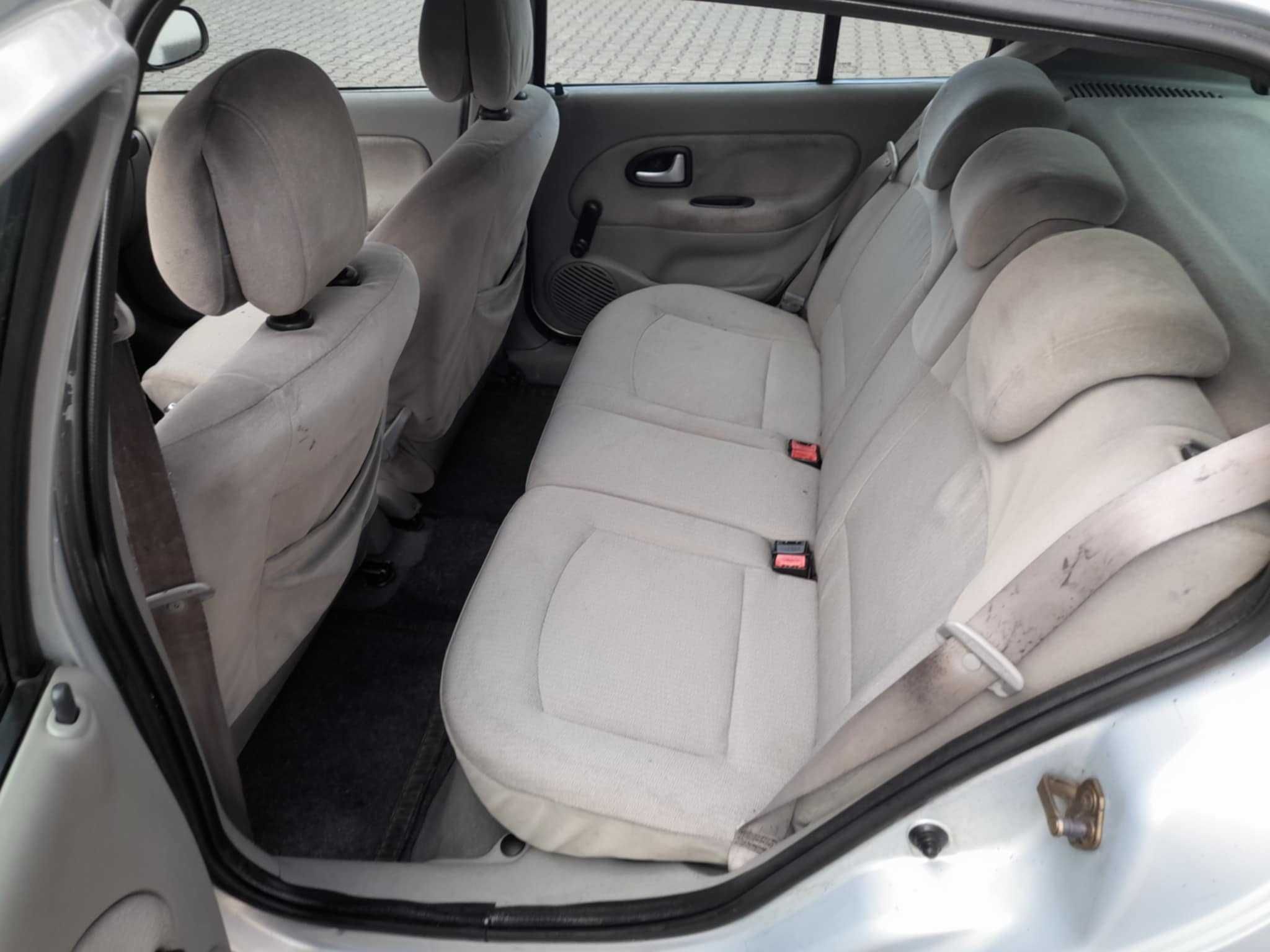 renault clio 1.2- 16 valvulas bateria nova e ar condicionado