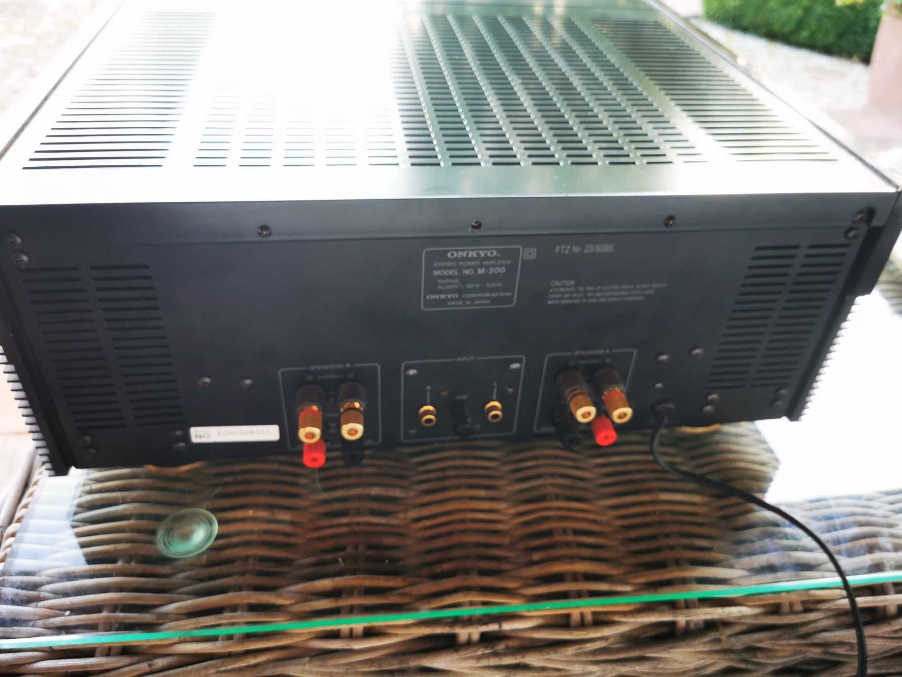 Onkyo M200 i P300
