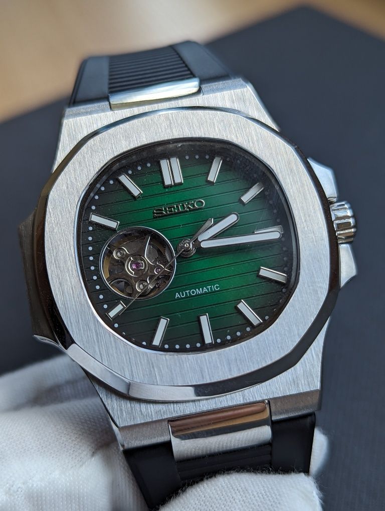 Seiko Nautilus mod open heart guma