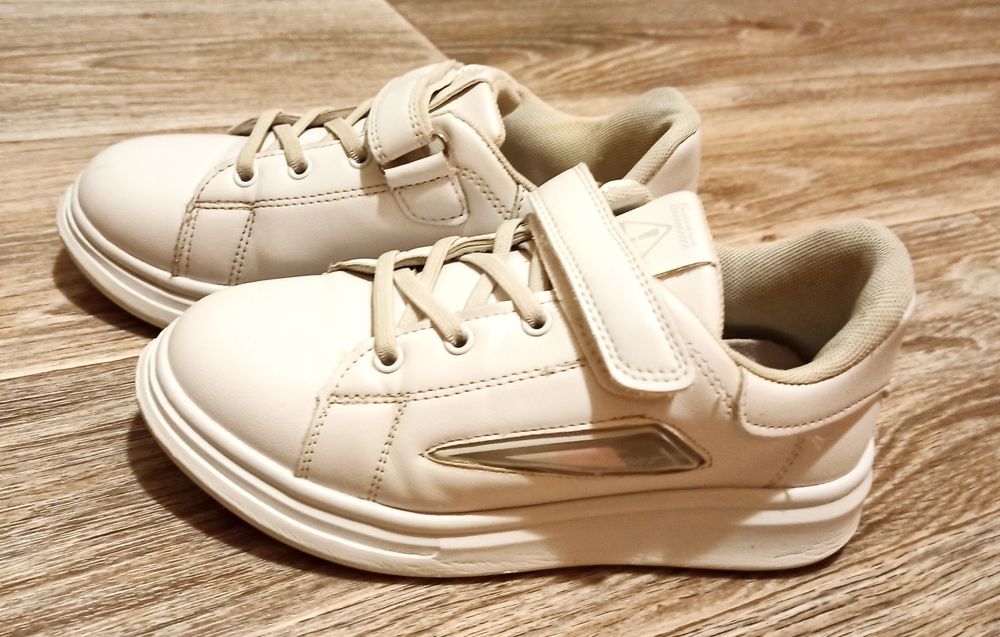 Кроссовки кросівки 34 р. 21 см.