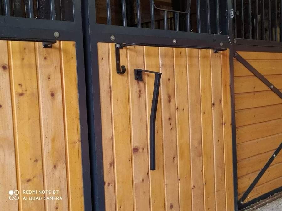 Składany wieszak na siodła