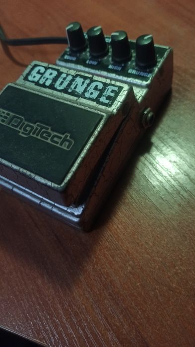Педаль Digitech Grunge