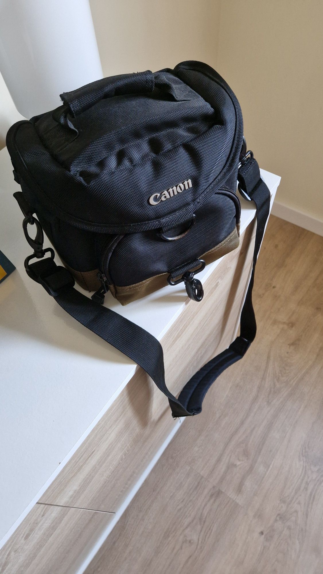 Canon 600D c/objetiva 18-55mm