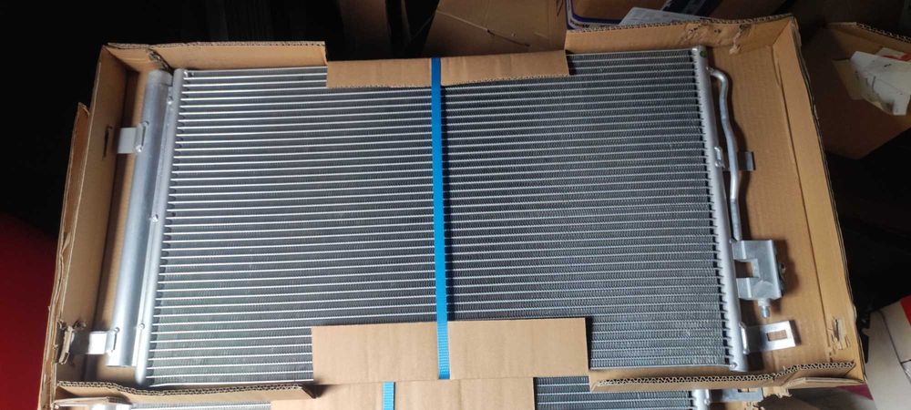 радіатори Buick Envision