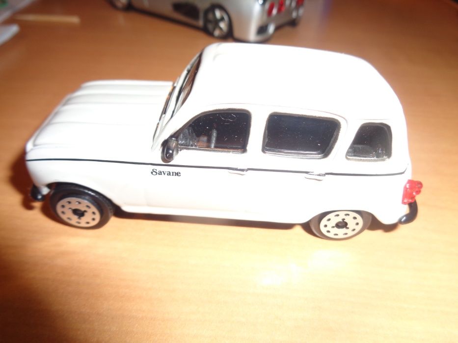 Carro Miniatura Renault 4 L Oferta Envio Registado