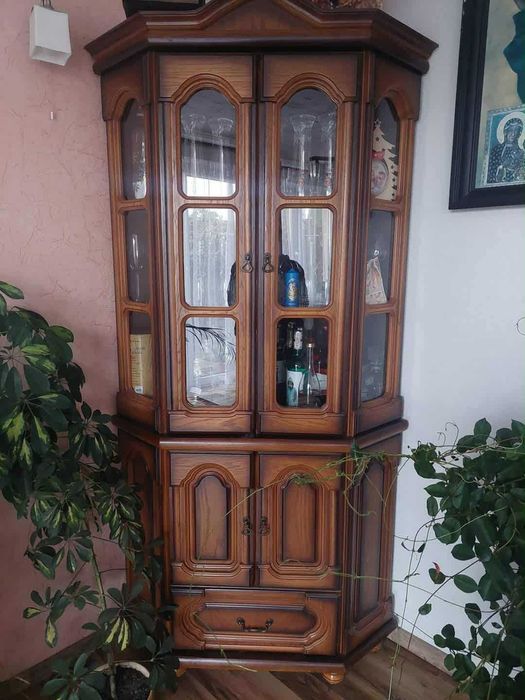 Kredens z szafką plus ława gratis