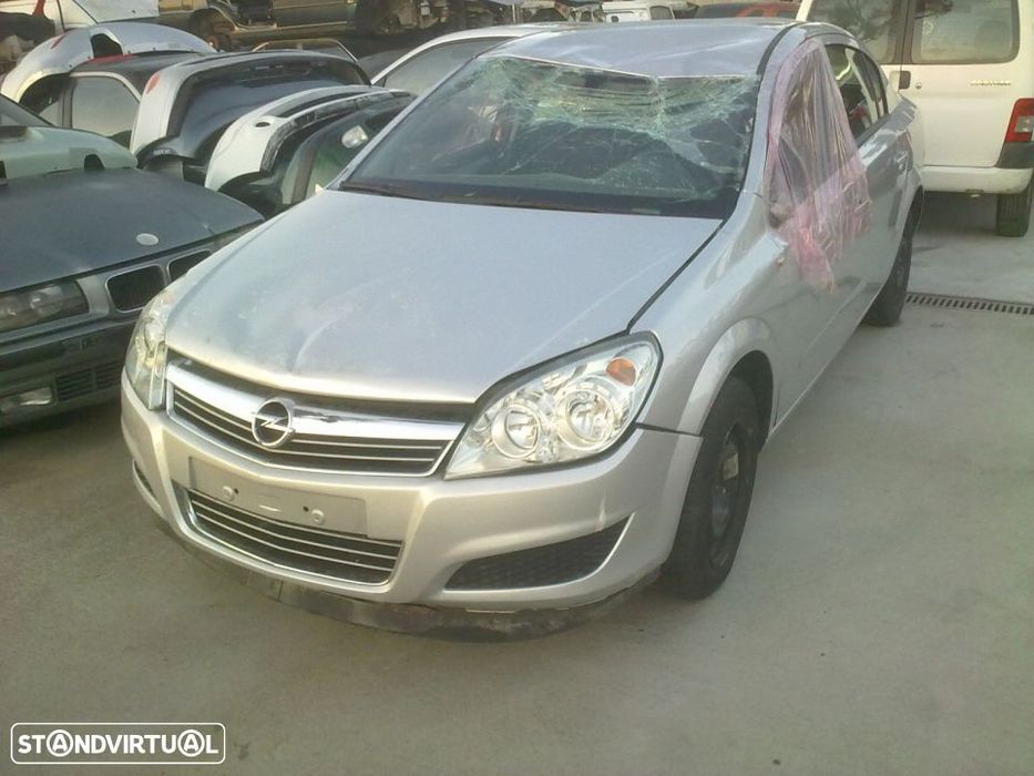 Traseira / Frente /Interior Opel Astra H 2009