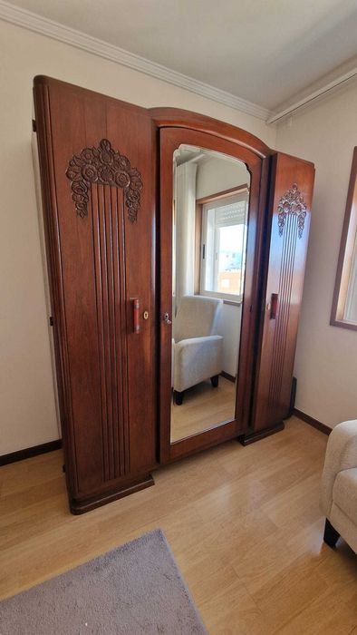 Guarda Fatos Antigo para recuperar - madeira Maciça