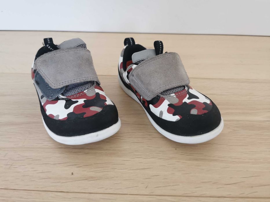 Półbuty dziecięce Clarks, r. 23