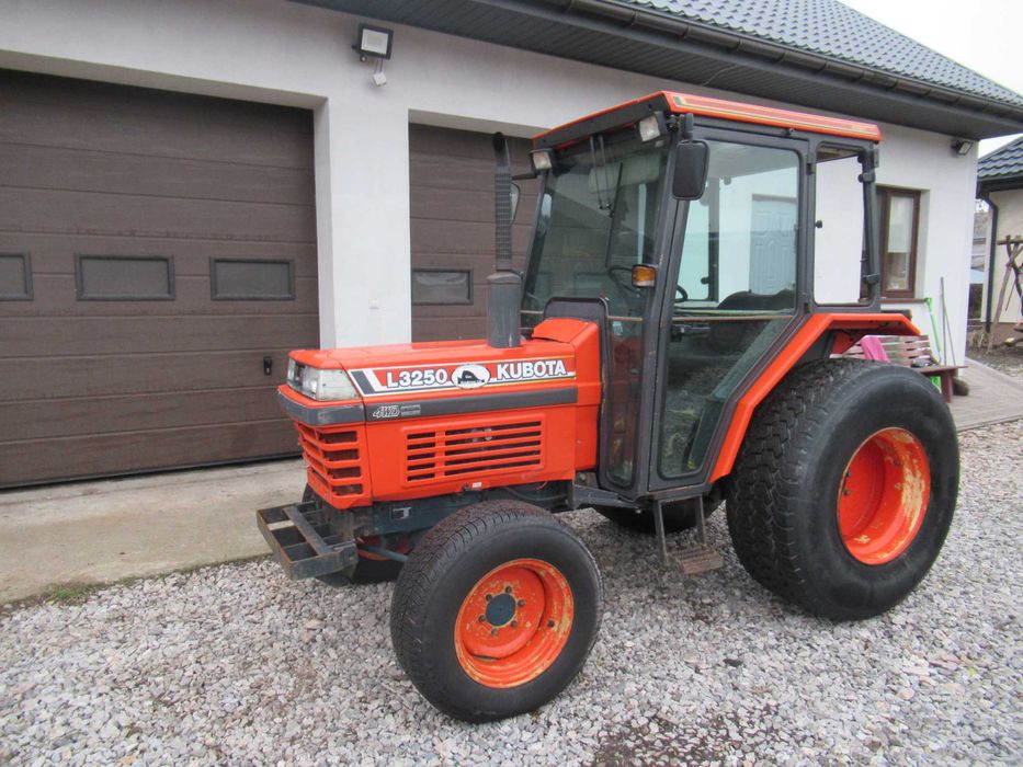 Kubota L3250, iseki sadowniczy komunalny