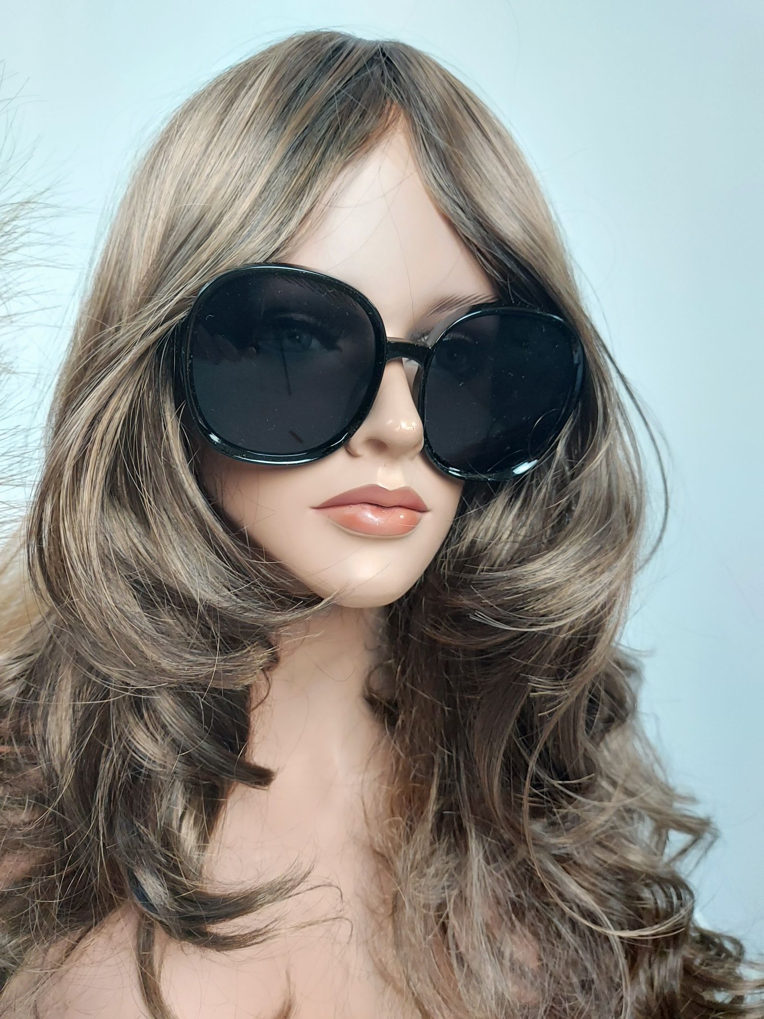 Nowe modne czarne okulary przeciwsloneczne owalne muchy retro vintage