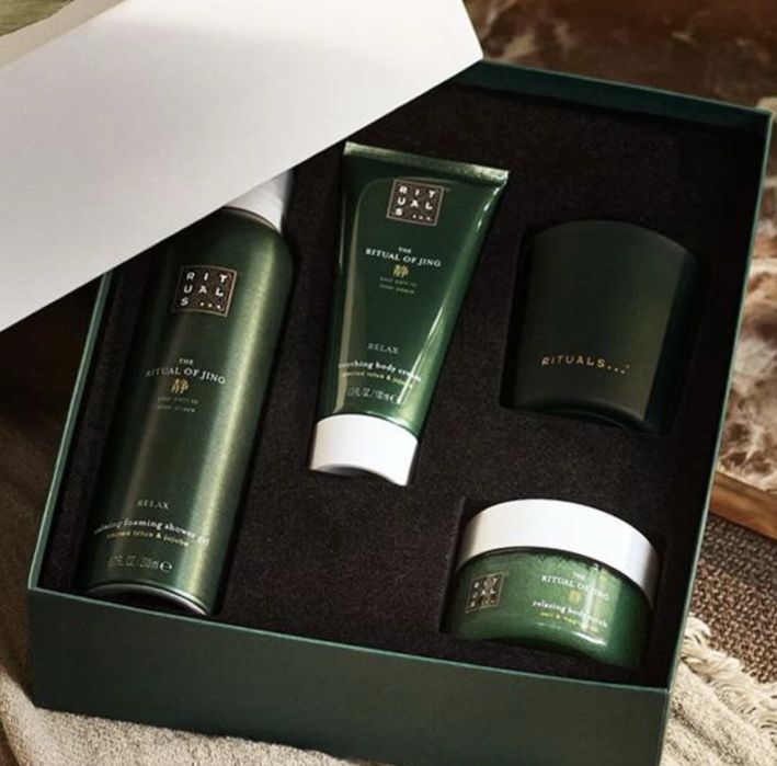 Продам новий подарунковий набір ,запакований !Як на другому фото