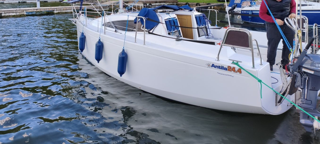 Jacht Antila 24,4 na zamówienie