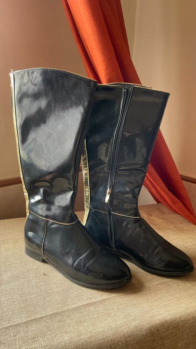 Botas usadas 39/6 em bom estado
