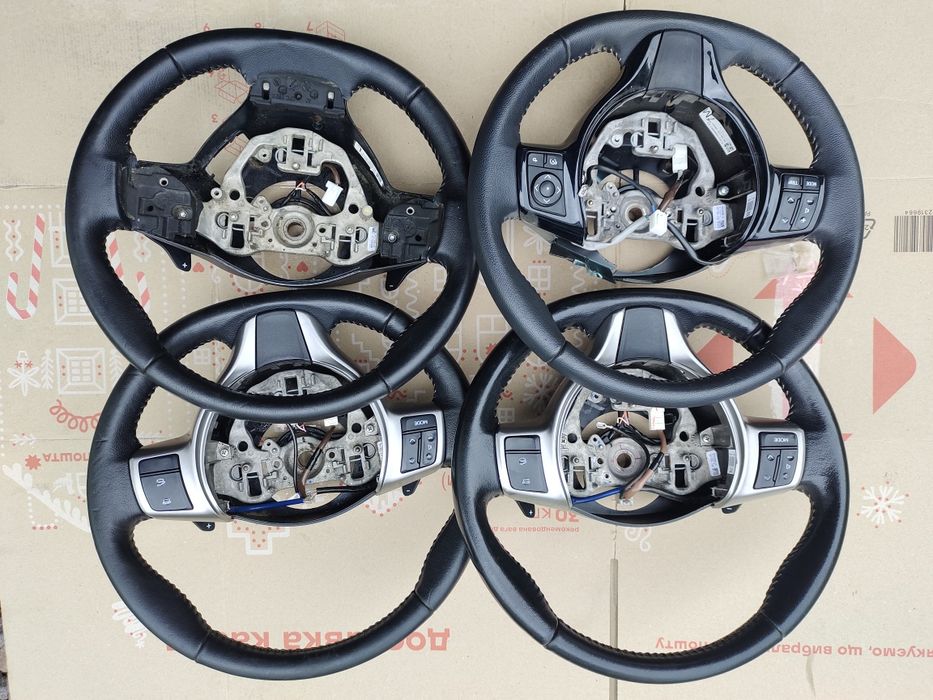 Кермо руль Toyota Yaris  2006-2012р