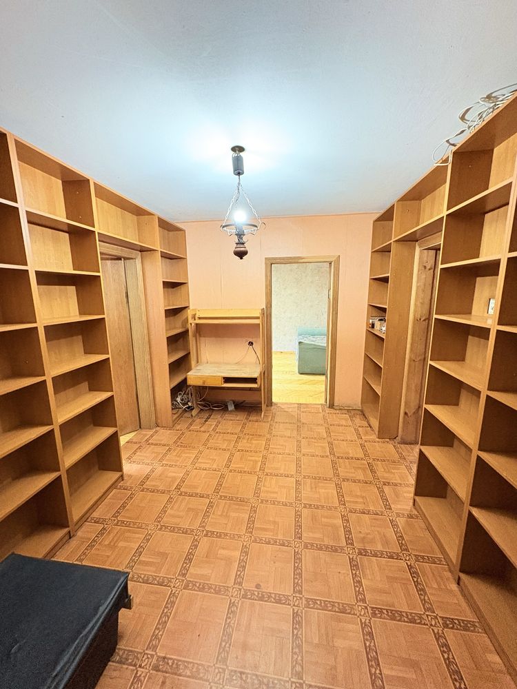 Продаж 3к кв 84м2 метро Позняки вул Анни Ахматової 39А ДЕРЖ ПРОГРАМИ