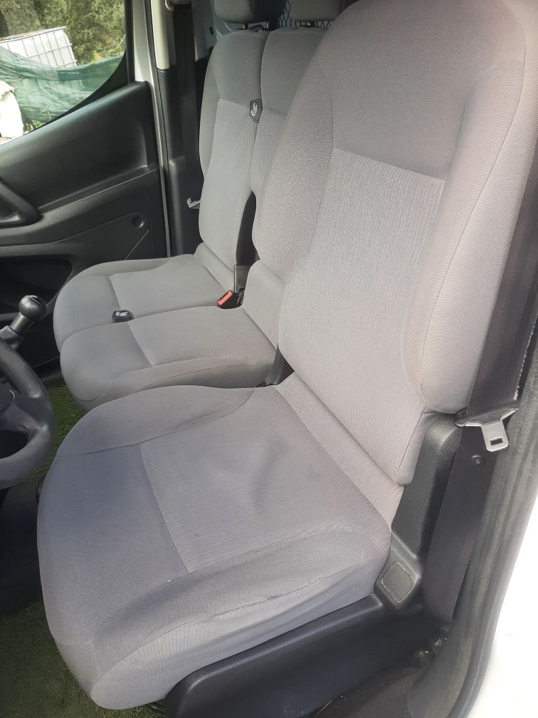 Peugeot partner 1.6 hdi de 3lugares