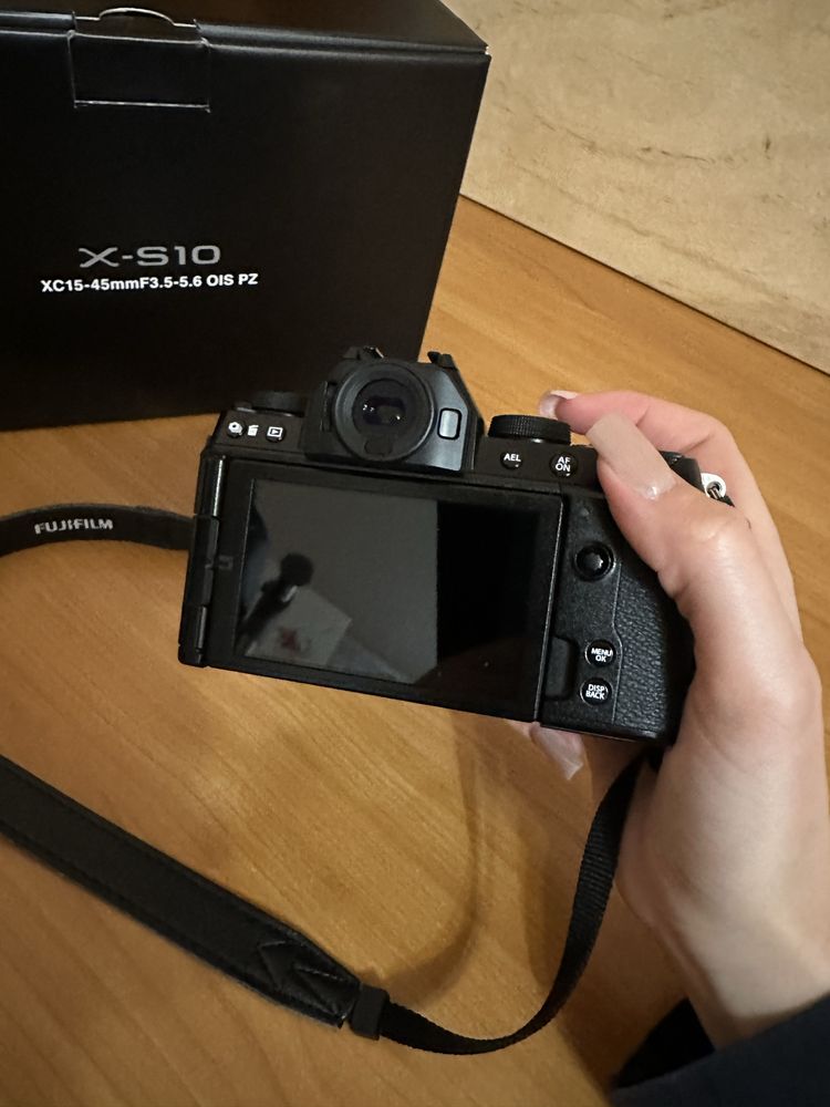Фотоаппарат Fujifilm xs 10 + объектив 15-45mm цена договорная