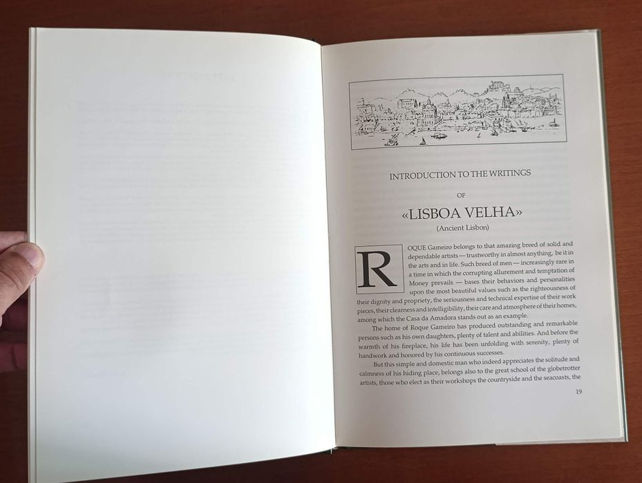 Lisboa Velha - Ancient Lisbon - Lisbonne la Vieille
Capa dura
Portuguê