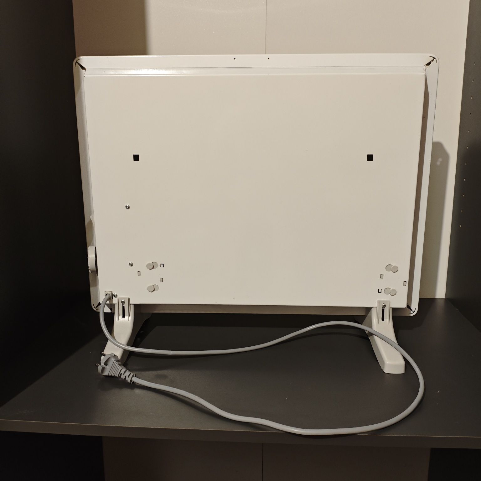 Grzejnik konwektorowy  1500W