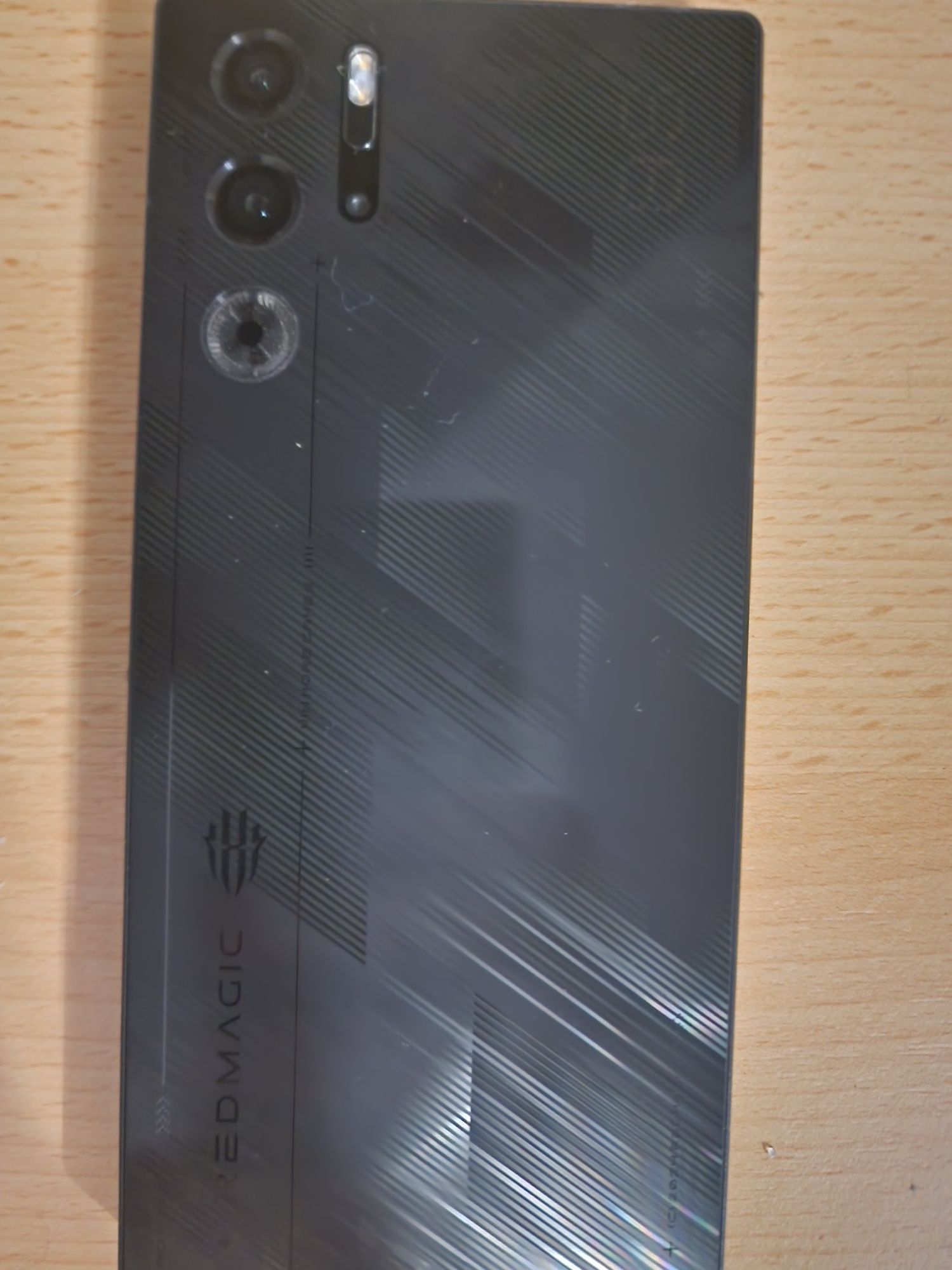 Продам телефон red magic 9s pro 12/256
