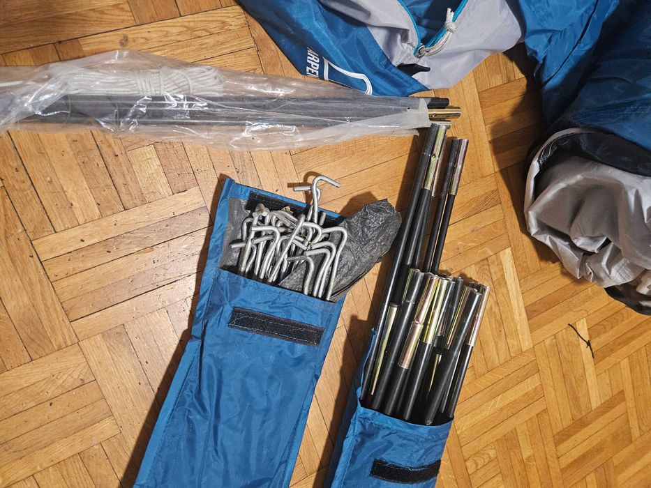 Туристичний намет Quechua Arpenaz Family 4.1 4 місна