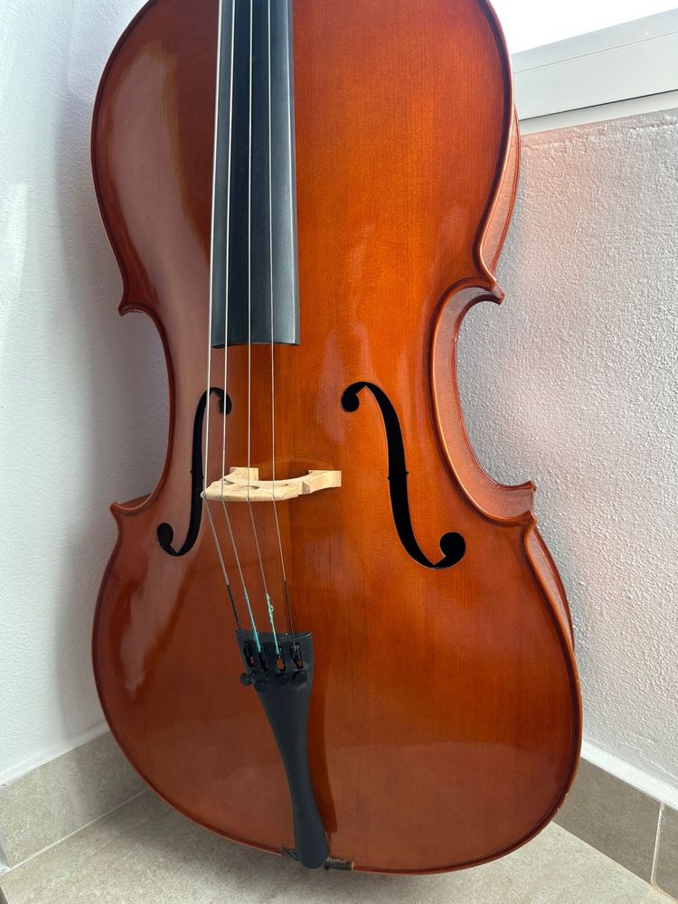 Vendo Violoncelo Yamaha 4/4