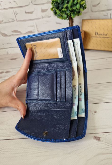 Невеликий жіночий гаманець,шкіряний гаманець,женский кошелек кожаный