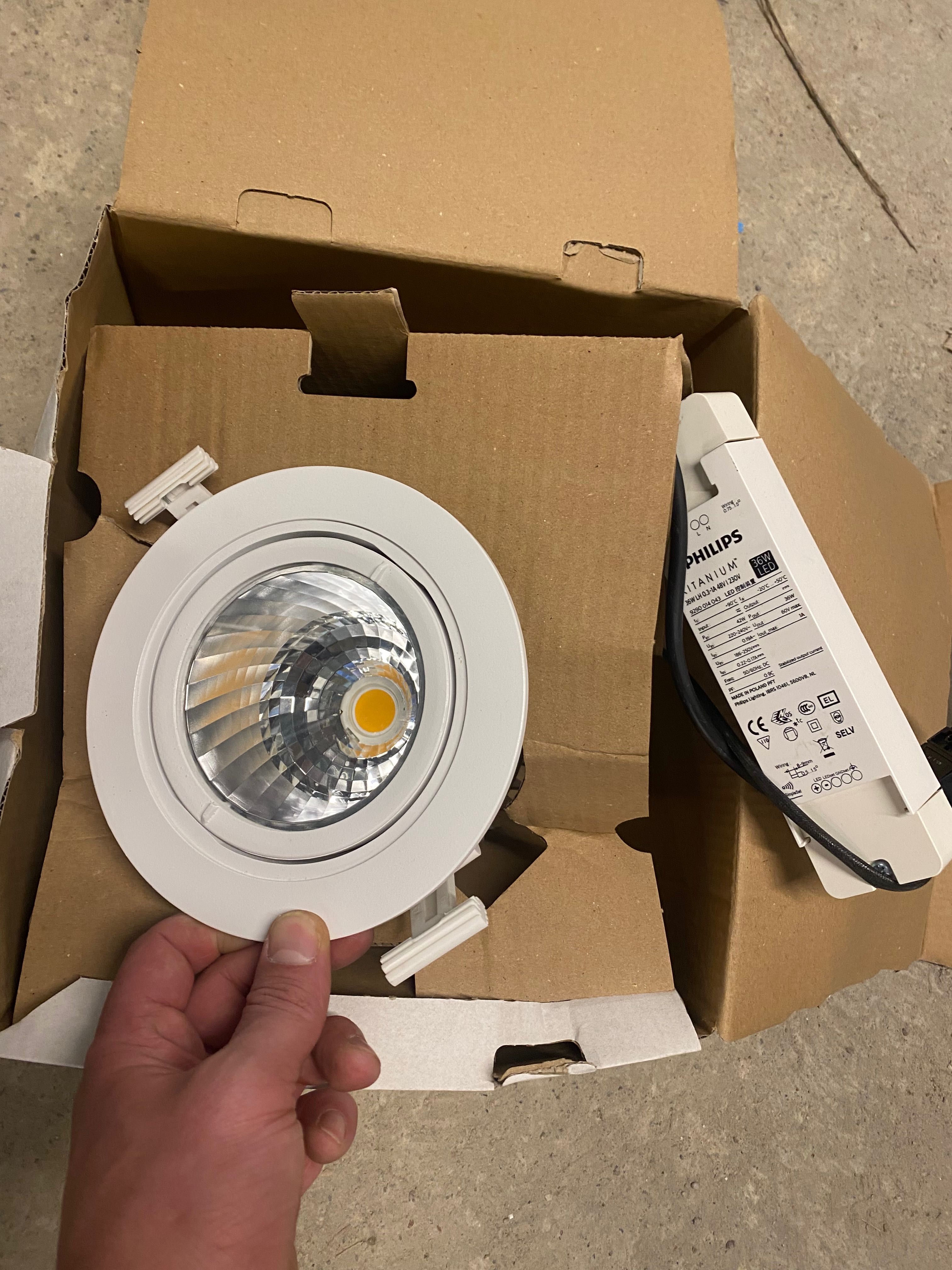 Phillips rs751B LED39s