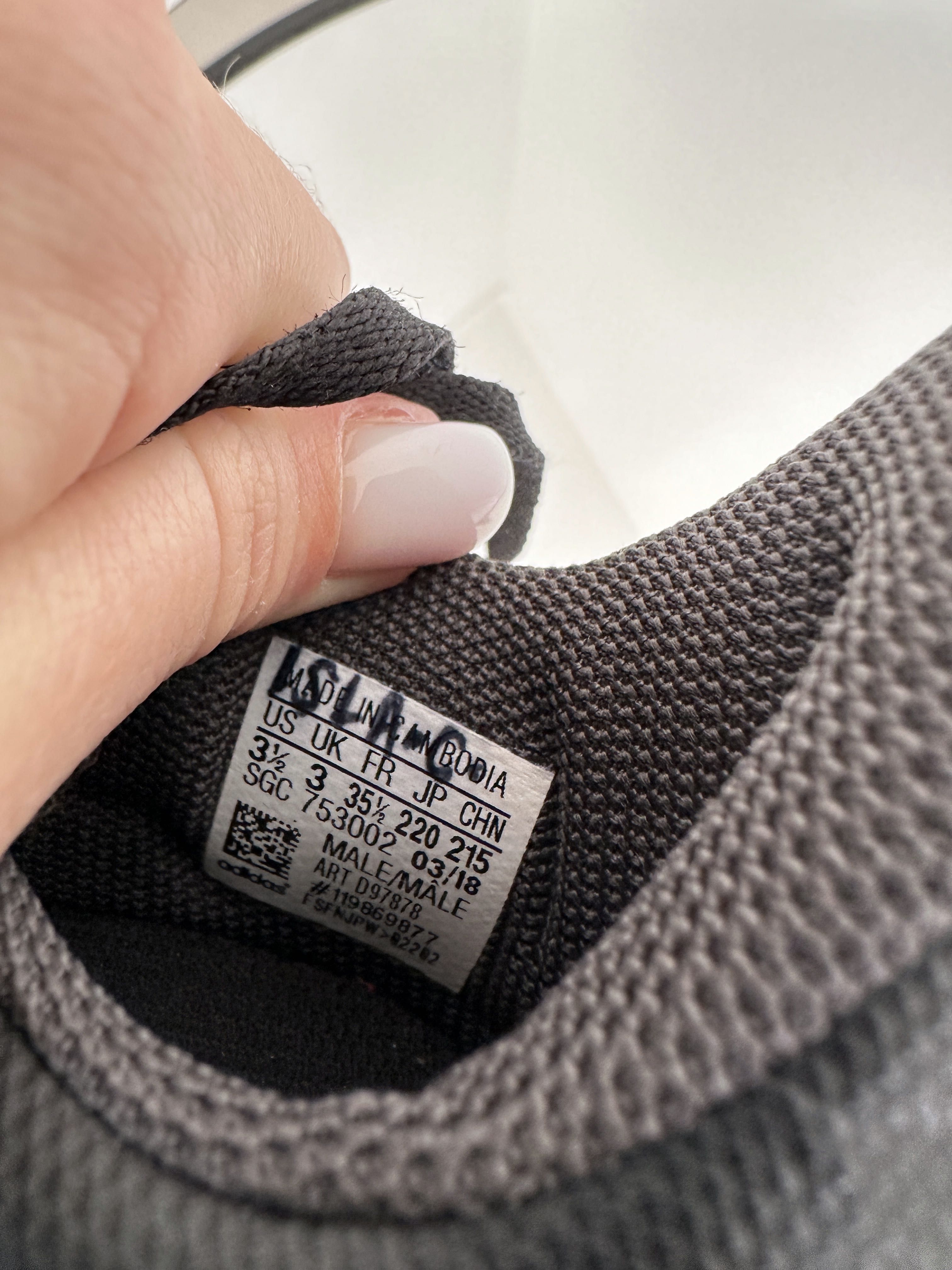 Мягкие качественные бутсы Adidas X