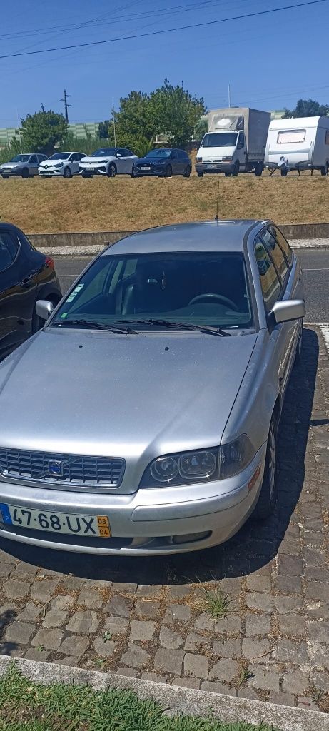 Volvo v40 1.6 16v 2003