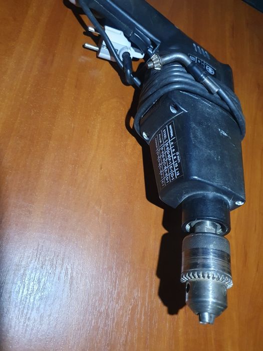 Дель універсальна от сеті 220-240V 50/60Hz