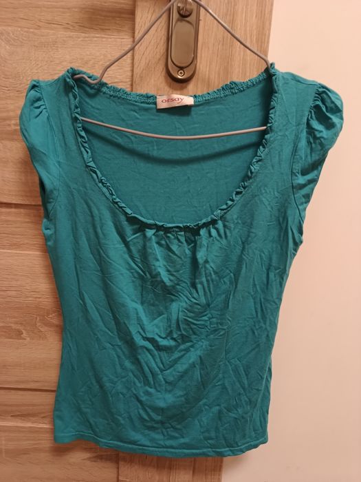 Niebieska damska bluzka koszulka na krótki rękaw marki Orsay