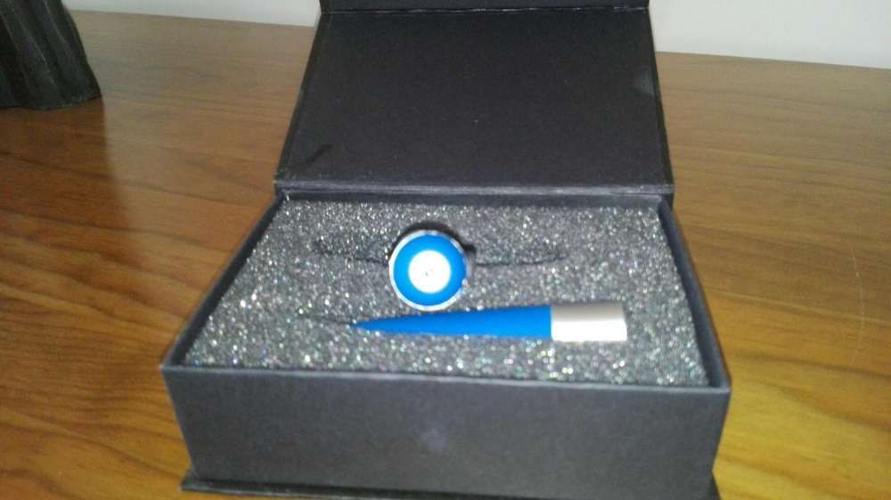 Caneta usb com raio laser