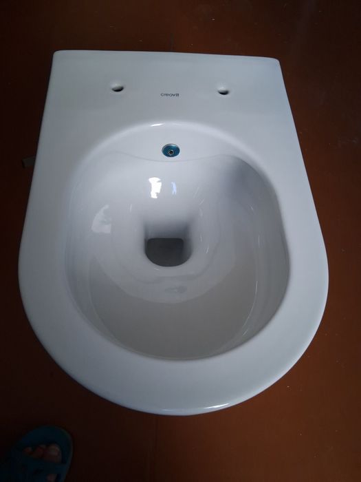 Продам новий унітаз-біде