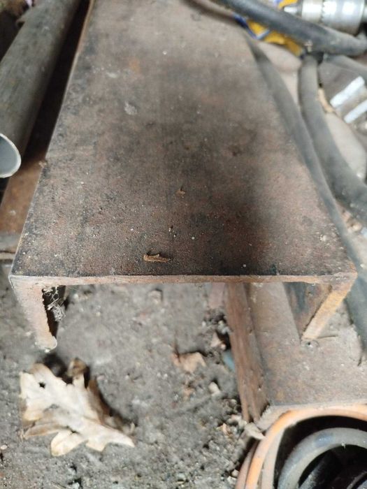 Продам швеллери труби кутки