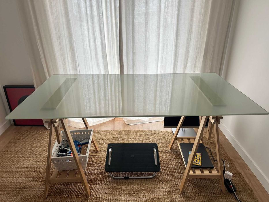 Secretária tampo vidro