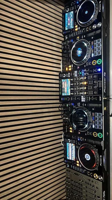 Aluguer Cabines DJ Pionner CDJ3000, CDJ2000NX2 DJM A9
