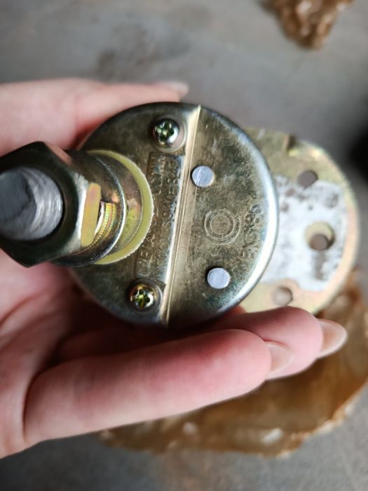 Вимикач маси 24В