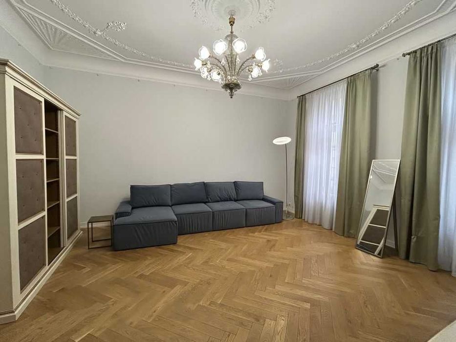 вул. Стецька-Саксаганського. Центр Львова. Світло НЕ вимикають. Оренда